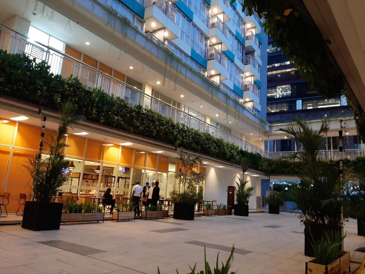 Cozy The H Cawang By Bonzela Apartment Jakarta
